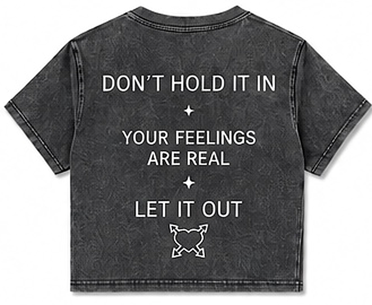 LET IT OUT Women’s Fitted Tee